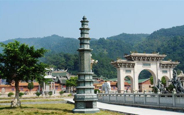 石雕经幢