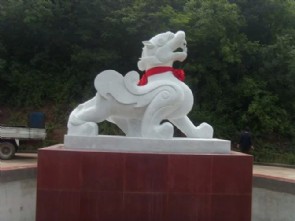 动物石雕